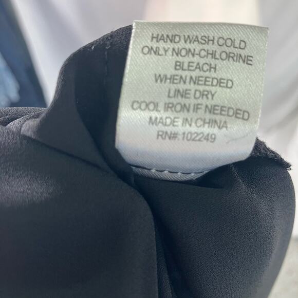 Skies Are Blue Black Blouse XLP Lace Crochet Sleeve Back Detail Classic Career‎ - Picture 10 of 14